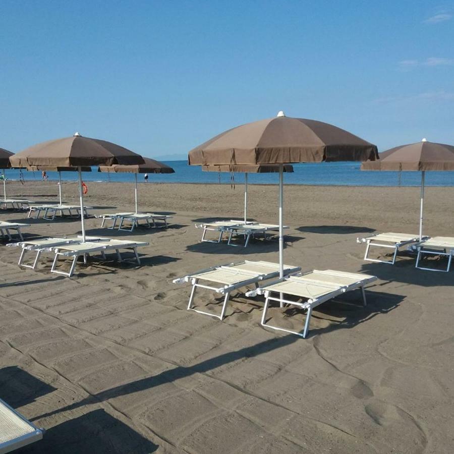 Campeggio Del Forte Marina Di Bibbona Extérieur photo